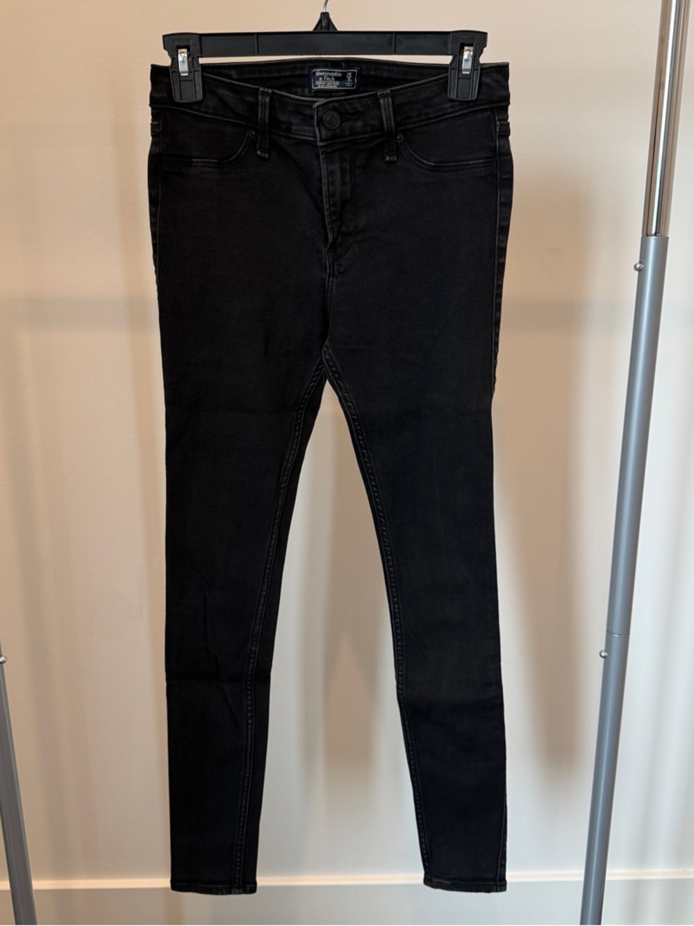 Abercrombie Women’s Harper Low Rise Jean Legging Size 26